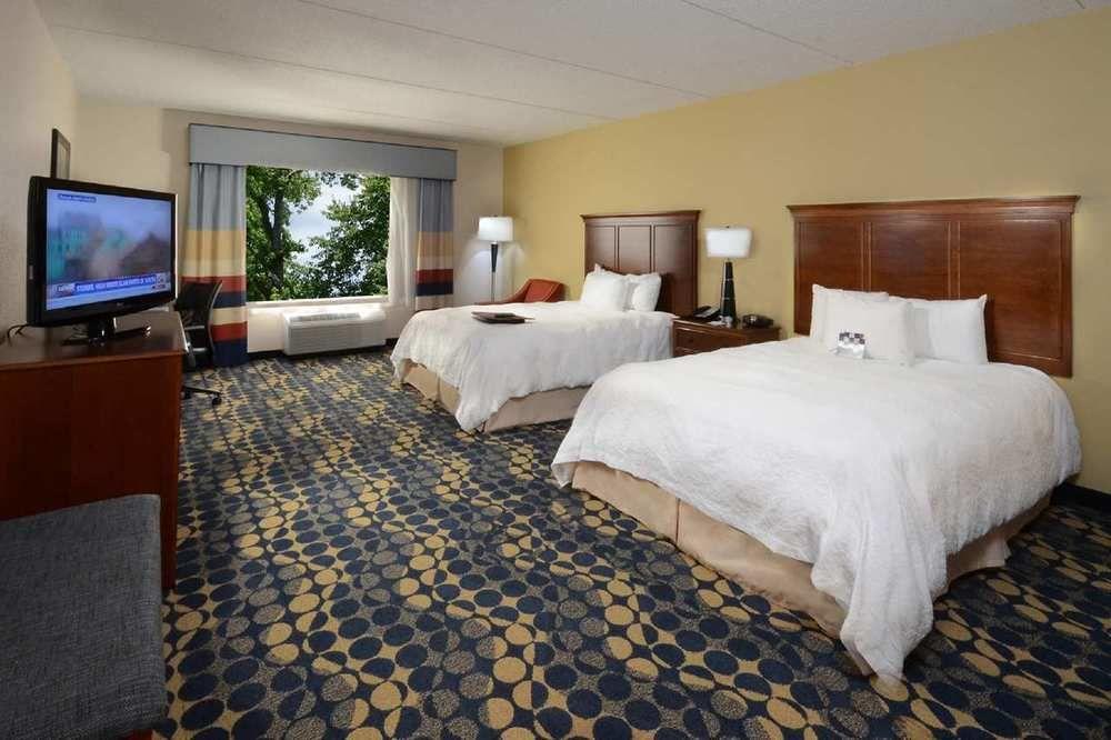 Hampton Inn & Suites Huntersville Eksteriør billede