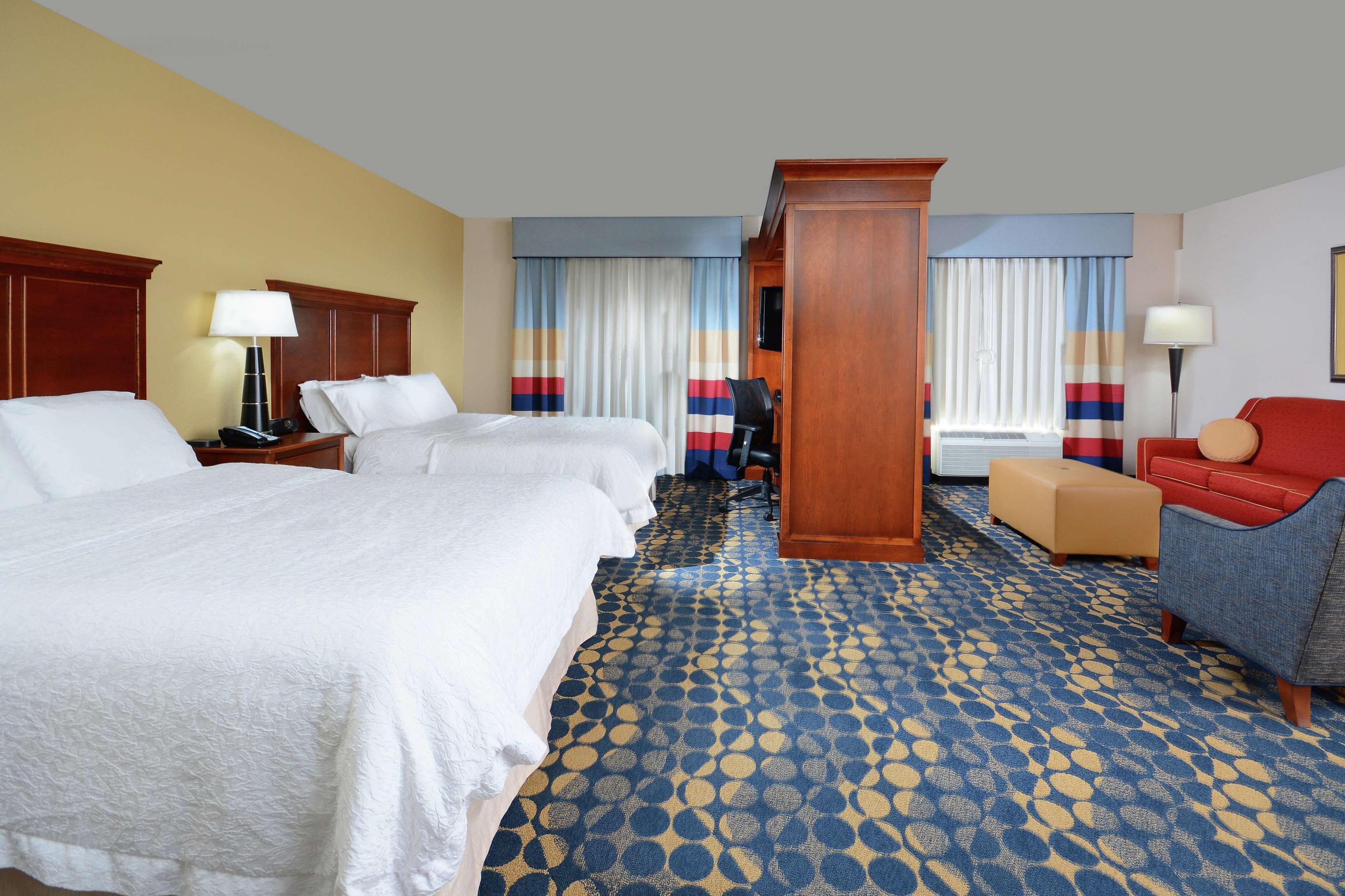 Hampton Inn & Suites Huntersville Eksteriør billede