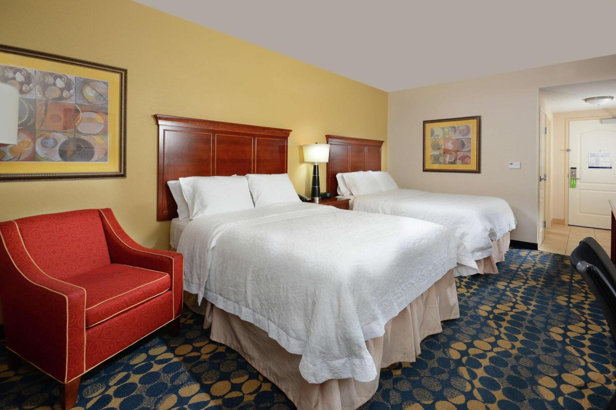 Hampton Inn & Suites Huntersville Eksteriør billede