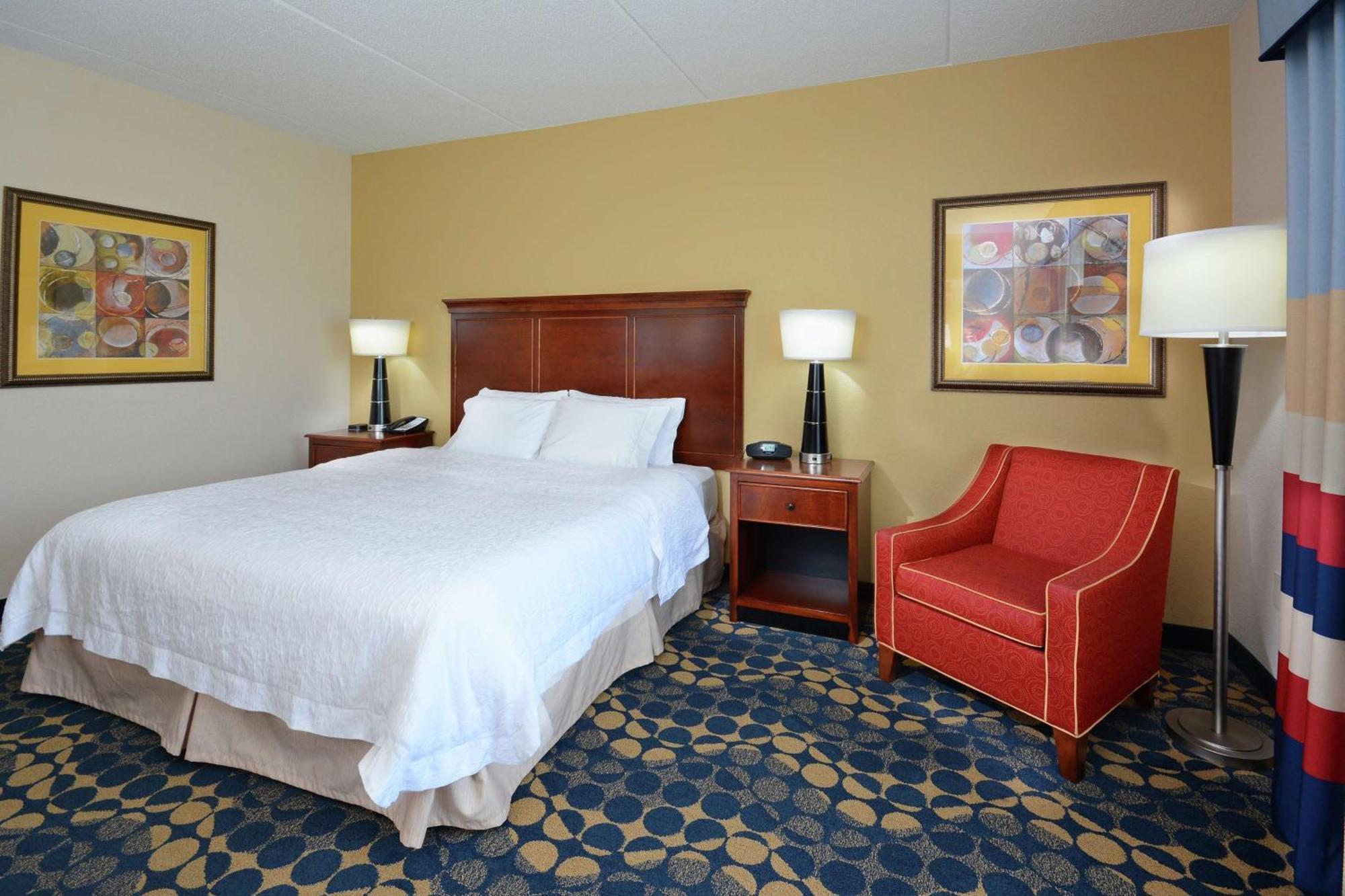 Hampton Inn & Suites Huntersville Eksteriør billede