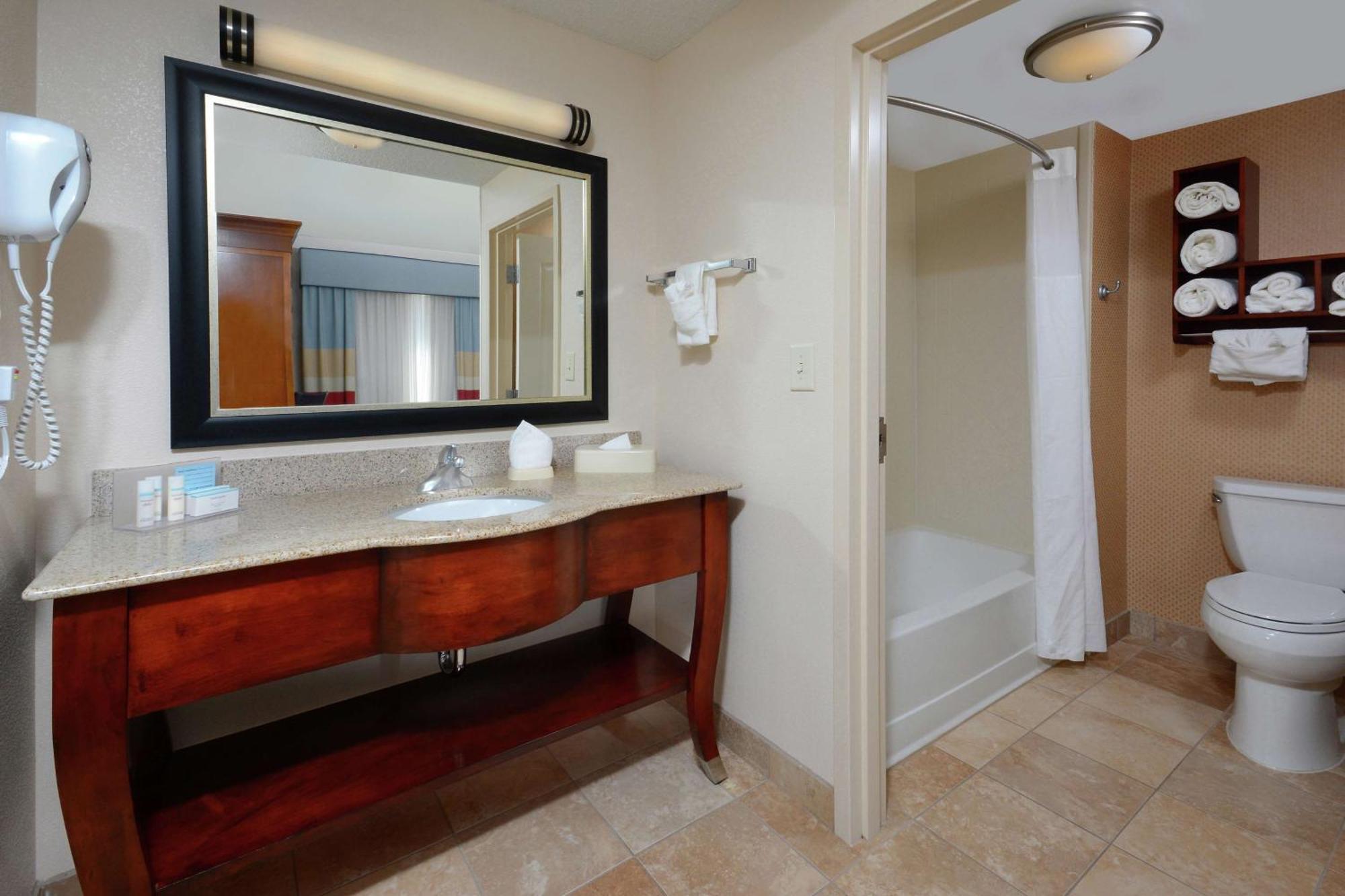 Hampton Inn & Suites Huntersville Eksteriør billede