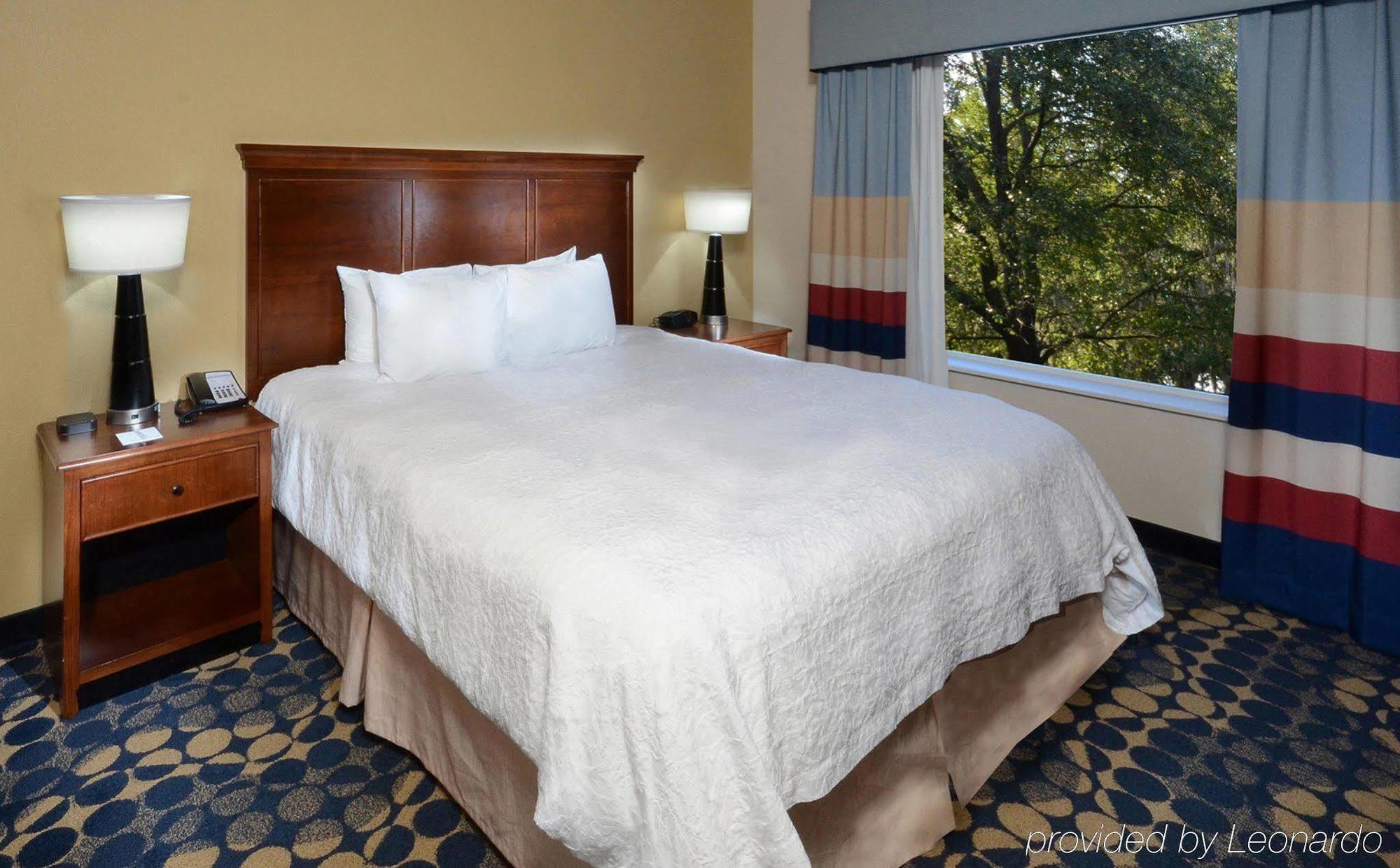 Hampton Inn & Suites Huntersville Eksteriør billede