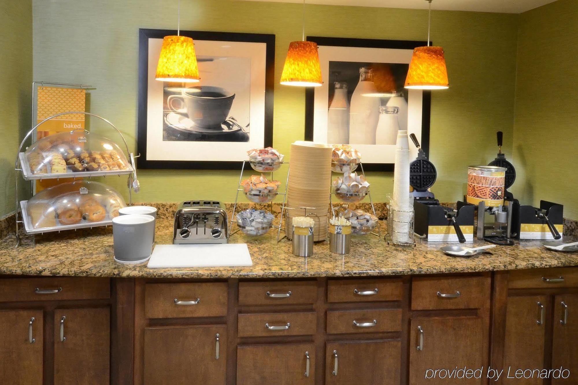Hampton Inn & Suites Huntersville Eksteriør billede