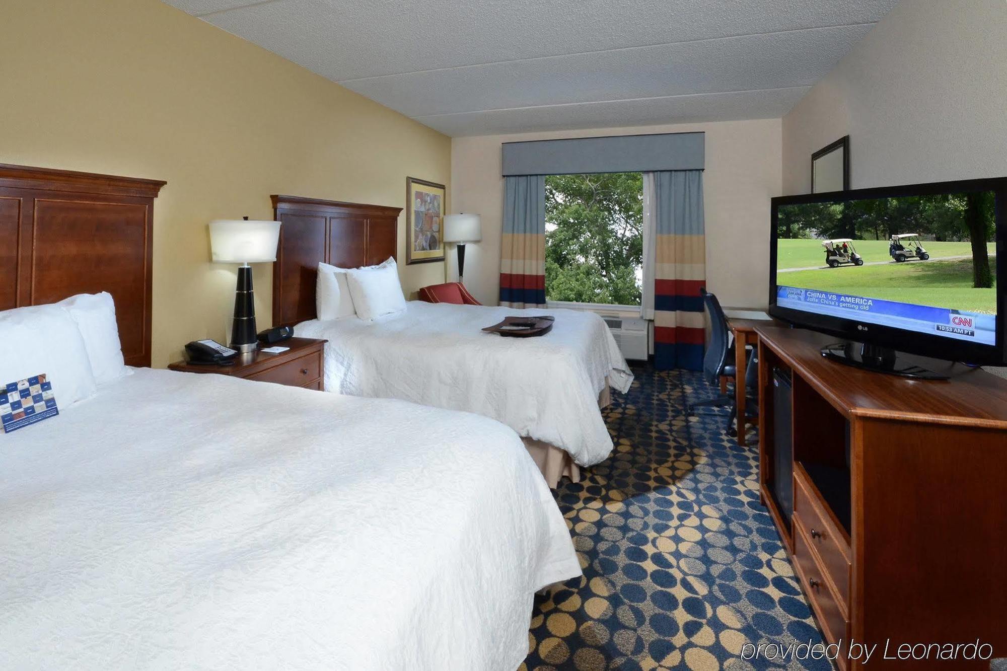 Hampton Inn & Suites Huntersville Eksteriør billede